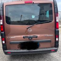 Minivan opel vivaro