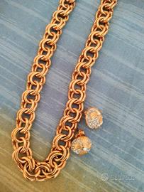 Collana con orecchini 