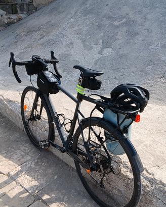 bici da corsa viaggio bikepacking  cicloturismo