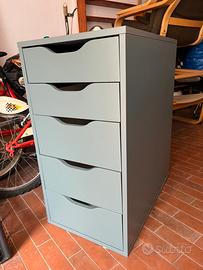 Cassettiera