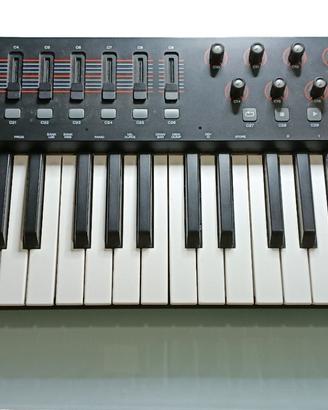 Tastiera Midi Maudio + Akai Midimix