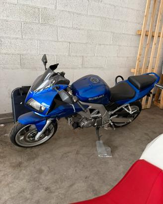 SUZUKI SV650S
