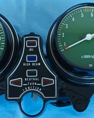 Honda CB 750 Four K6 / F1 Cockpit – restaurato