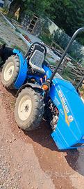 trattore New Holland t13 25cv 