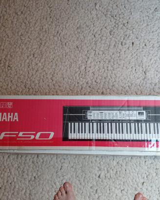 Pianola Yahama PSR F50