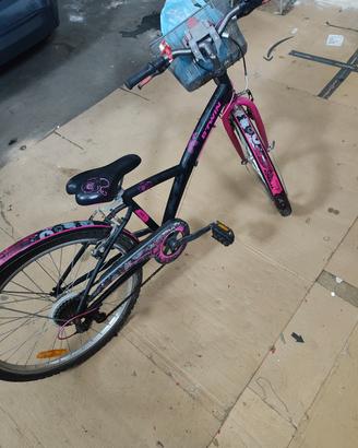 bicicletta ragazzi B'Twin ruote 24