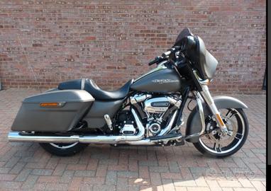 Harley Davidson street Glide 107 - 2018