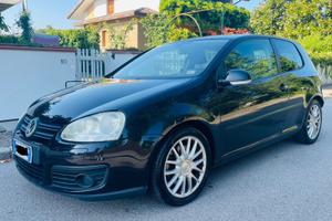 volkswagen golf GTD 170cv