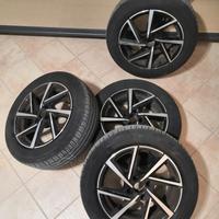 Cerchi in lega R16 con gomme estive Bridgestone
