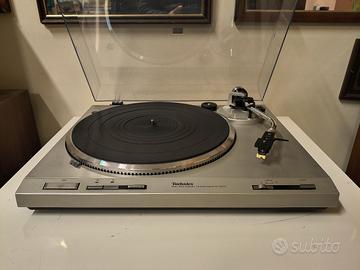 GIRADISCHI TECHNICS SL-Q212 DIRECT DRIVE QUARTZ 