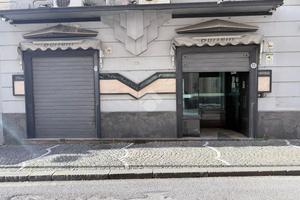 NEGOZIO A SAN GIORGIO A CREMANO