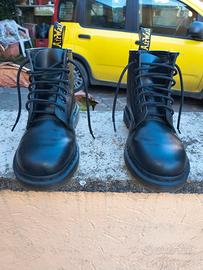 Dr.Martens
