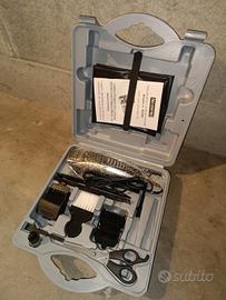 Tagliacapelli con Accessori Completi in Valigetta 