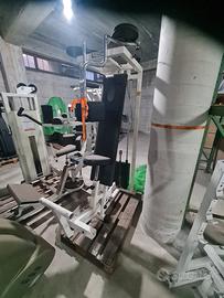 attrezzi technogym lux