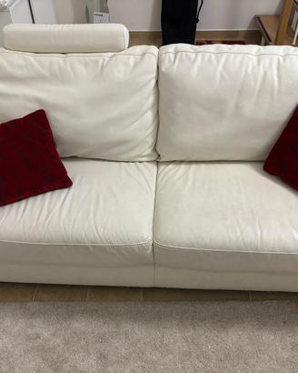 Divano bianco in vera pelle