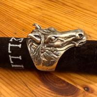 Anello testa cavallo