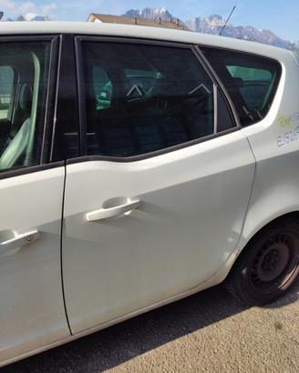 Porta posteriore sinistra OPEL MERIVA del 2011