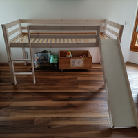 Letto rialzato simil-castello bambino 6-12 anni