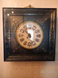 Antico orologio da patete