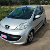 Peugeot 107   1000  benzina 