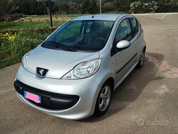 Peugeot 107   1000  benzina 