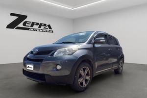 TOYOTA Urban Cruiser 1.4 D-4D AWD Luxury