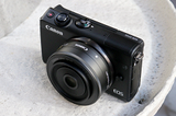 Canon EoS M100 mirrorless