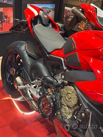 Accessori per Streetfigther v4 e  Panigale v4