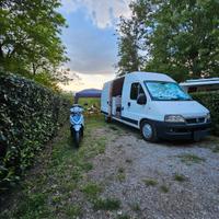 Furgone camperizzato metano/benzina
