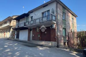 3 LOCALI A VENAFRO