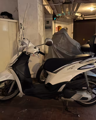 Liberty 125 full optional