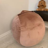 Sitting Ball in Velluto