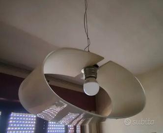Lampadari a soli 10 euro ciascuno