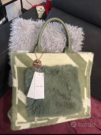 Borsa in eco pelliccia di Alex Max
