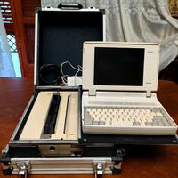 Laptop Toshiba 1850 stampante e valigetta vintage
