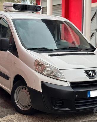 Peugeot Expert 2.0cc turbo isotermico