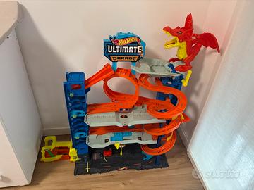 Garage hotwheels