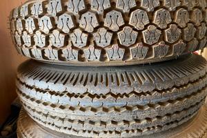 Cerchi e gomme  4.50 - 10 per carrello appendice