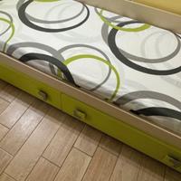 Letto con cassonetti per camera