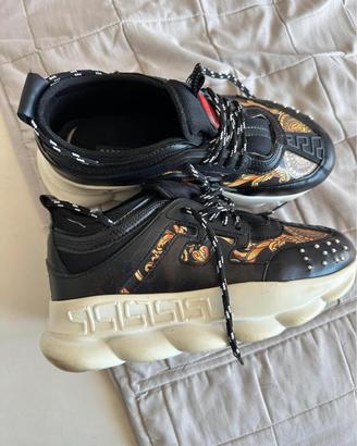 Scarpa versace