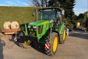 Trattore john Deere 5075E