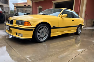 BMW M3 E36 3.0 (1995) - Giallo Dakar , originale