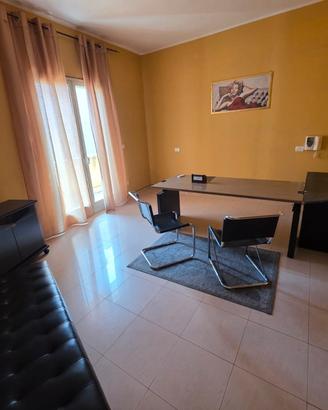 Appartamento Uso Studio Viale Laboccetta 60 Mq