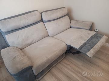 Divano 3 posti con recliner
