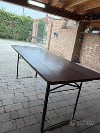 Tavolo da giardino
