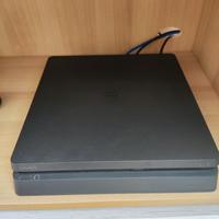 PlayStation 4 Slim 