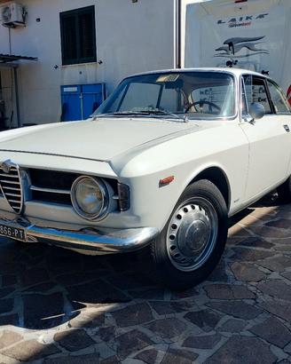 alfa romeo Giulia GT 1300 junior scalino 