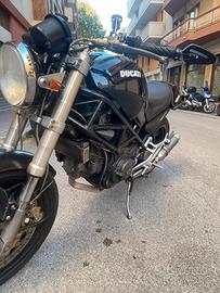 Ducati monster 900
