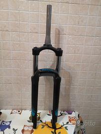 Suntour xcm boost m 29