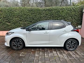 Toyota yaris 1.5 Hybrid Style